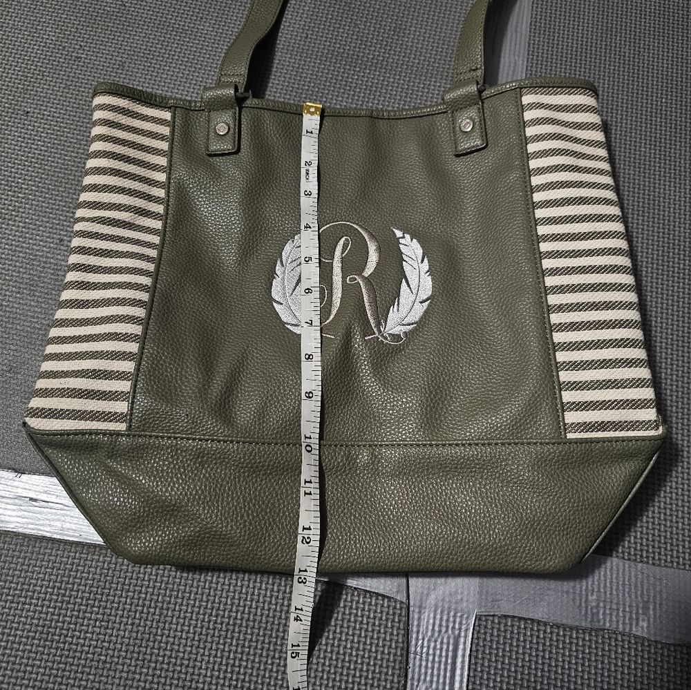 Thirty One Monogram Bag - Picture 7 of 7